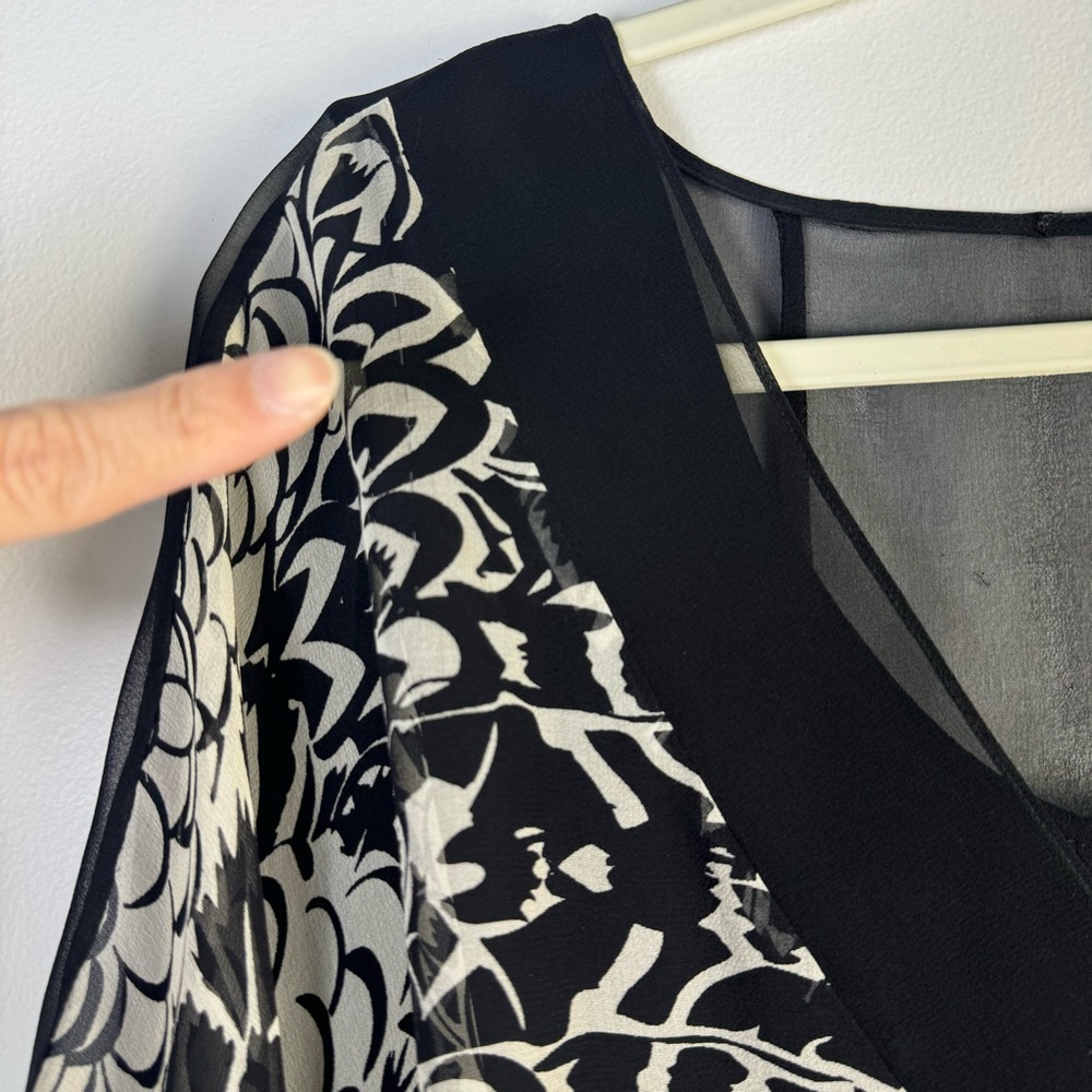 Harari Silk Poncho 1X Flowy Black White with Tank 2X Top Blouse Graphic Print - Picture 9 of 12